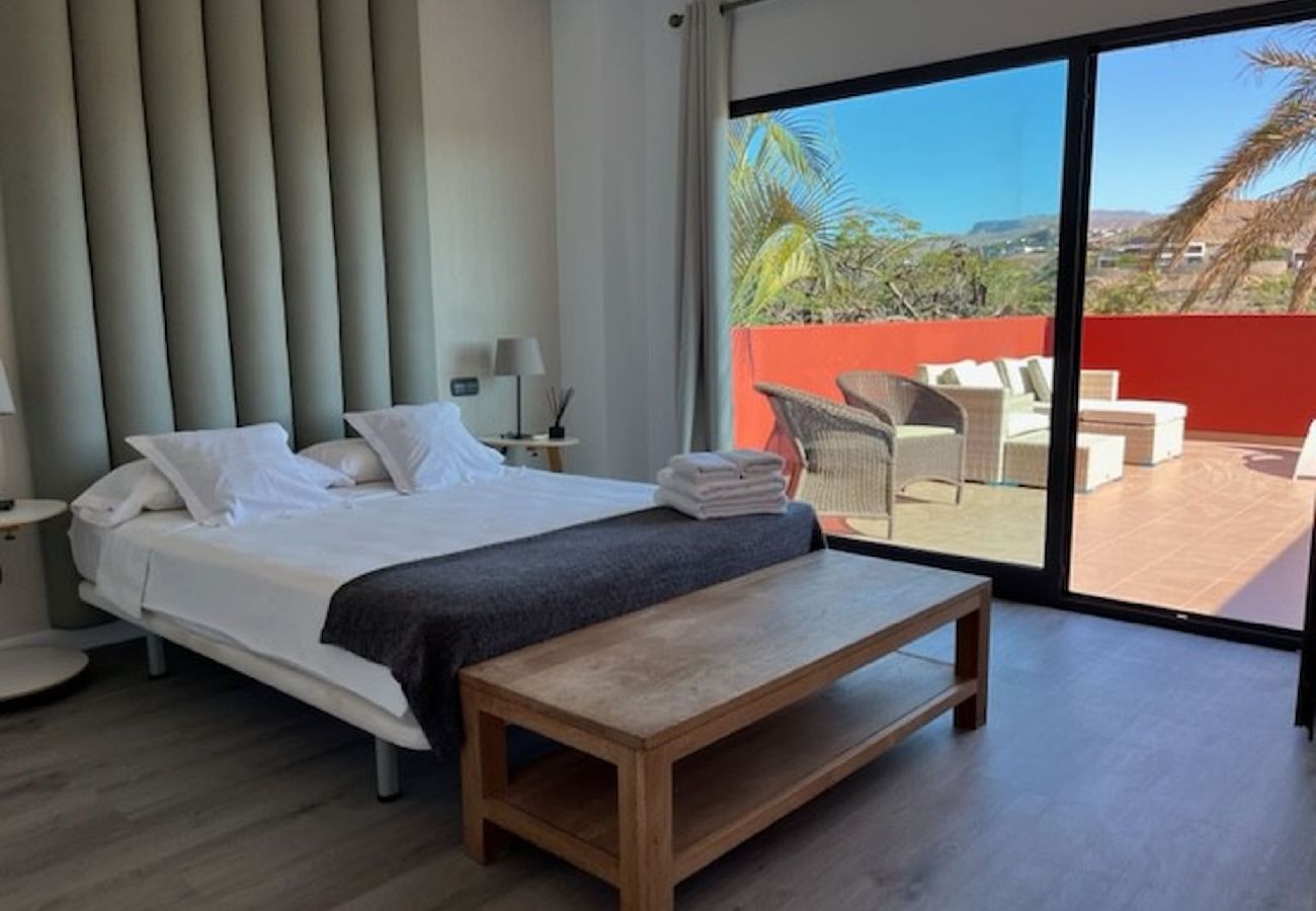 Villa in Maspalomas - Villa with private pool Salobre Villas Tabaibas 
