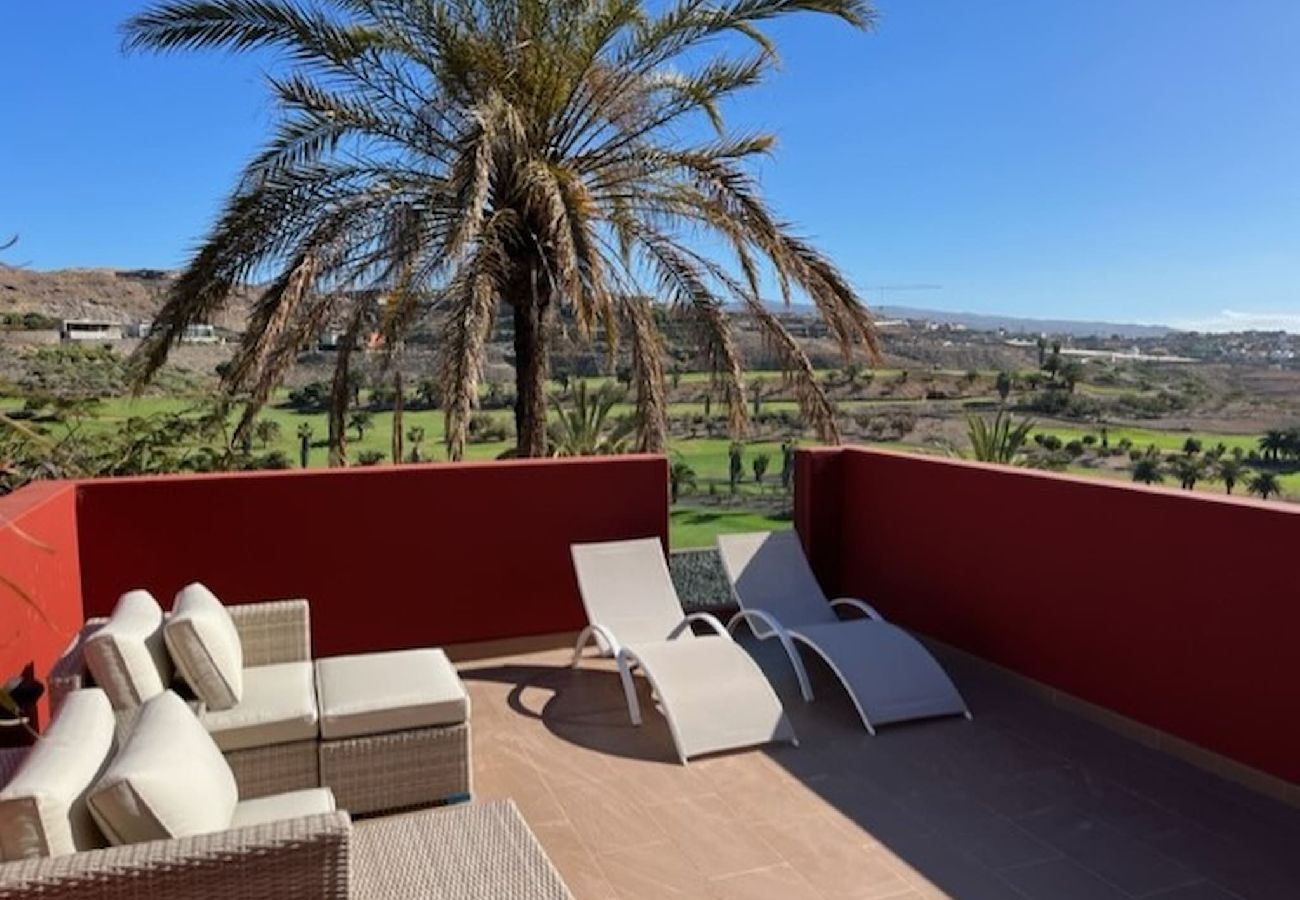 Villa in Maspalomas - Villa with private pool Salobre Villas Tabaibas 