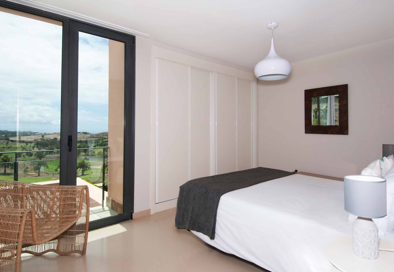 Villa in Maspalomas - Villa with private pool Salobre Golf Villas Lagos IV