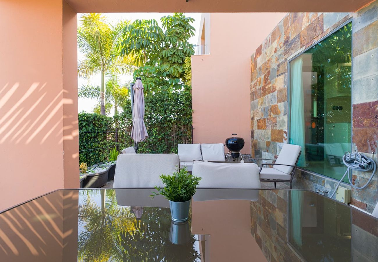 Villa in Maspalomas - Villa with private pool Salobre Villas XIII