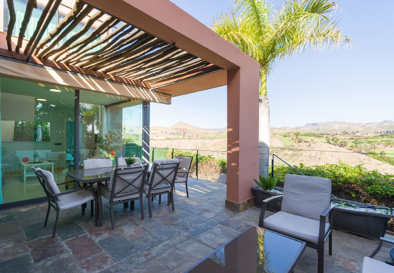 Villa in Maspalomas - Villa with private pool Salobre Villas XIII