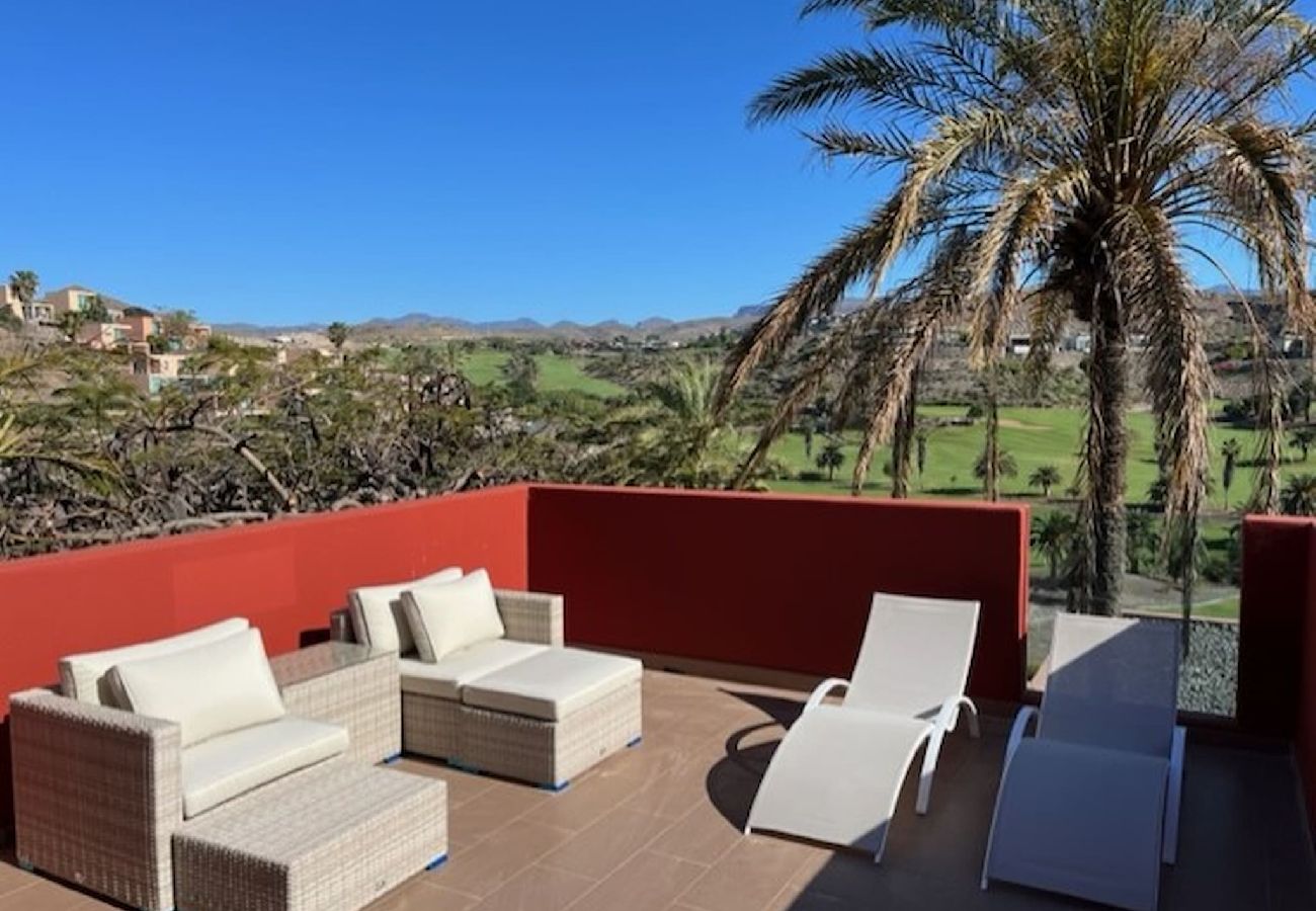 Villa in Maspalomas - Villa with private pool Salobre Villas Tabaibas 