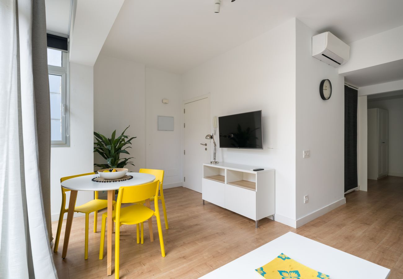Apartment in Las Palmas de Gran Canaria - Ferreras Suites Las Canteras III