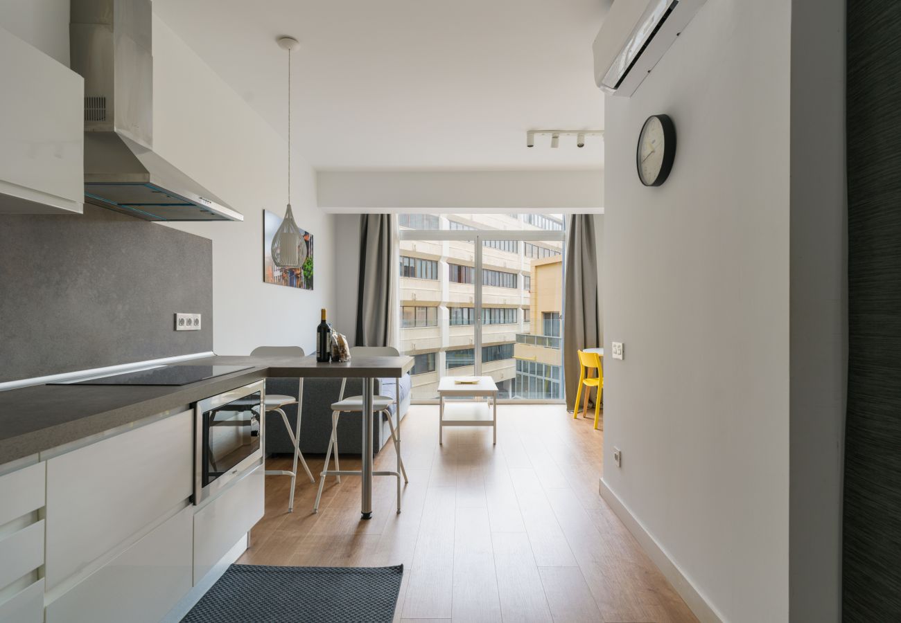 Apartment in Las Palmas de Gran Canaria - Ferreras Suites Las Canteras III