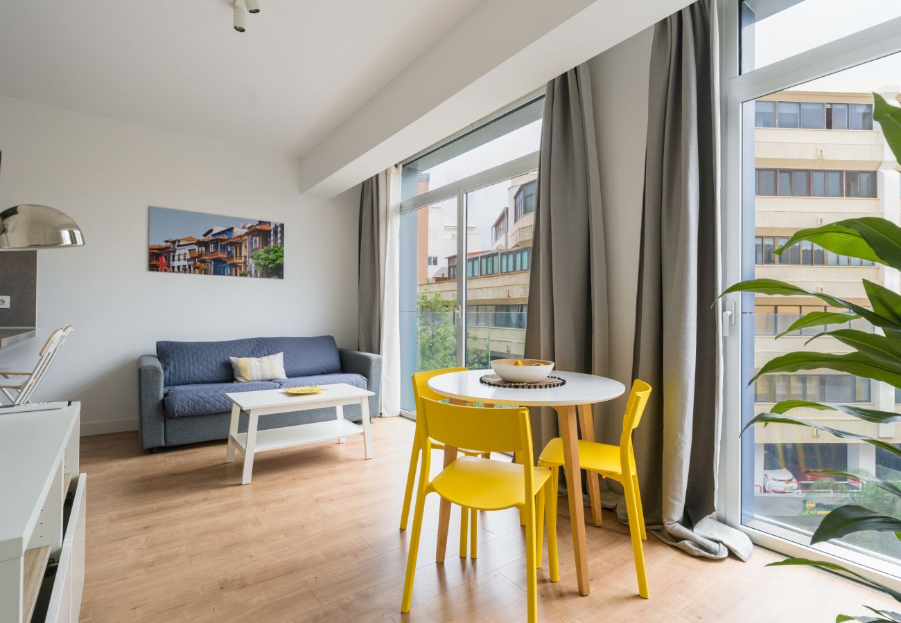 Apartment in Las Palmas de Gran Canaria - Ferreras Suites Las Canteras III